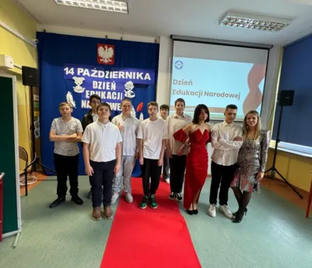 Dzień Edukacji Narodowej, czyli pasowanie na ucznia SPS nr 394 oraz uroczysta Gala Oskarowa!