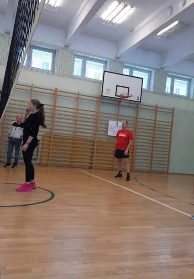 Mecz kadra z uczniami.