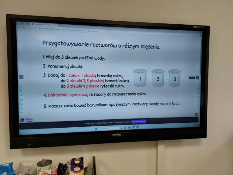 Warsztaty w Warszawskim Centrum Innowacji Edukacyjno-Społecznych i Szkoleń. Nauki przyrodnicze