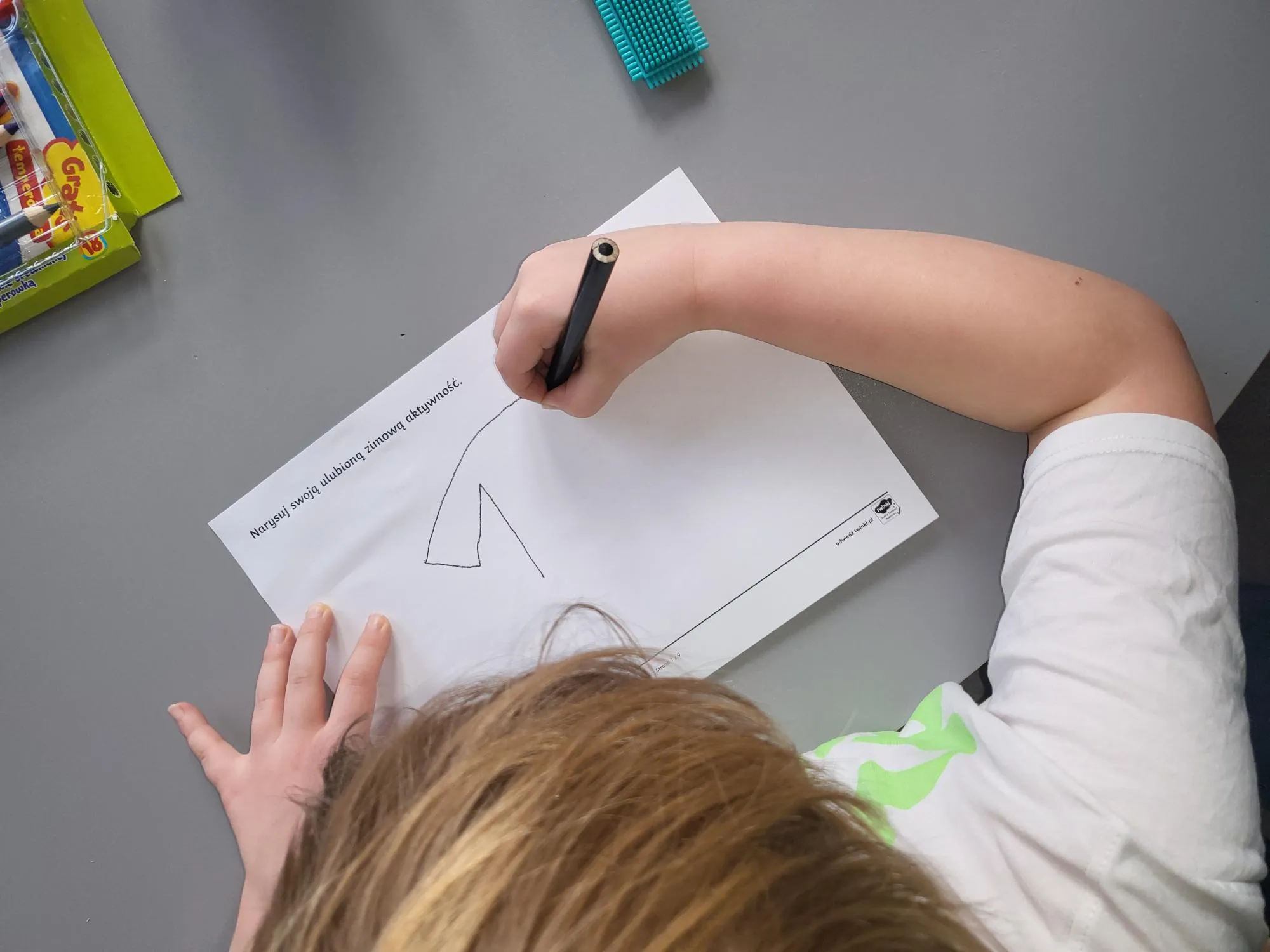 Ulubione aktywności zimowe- praca plastyczna