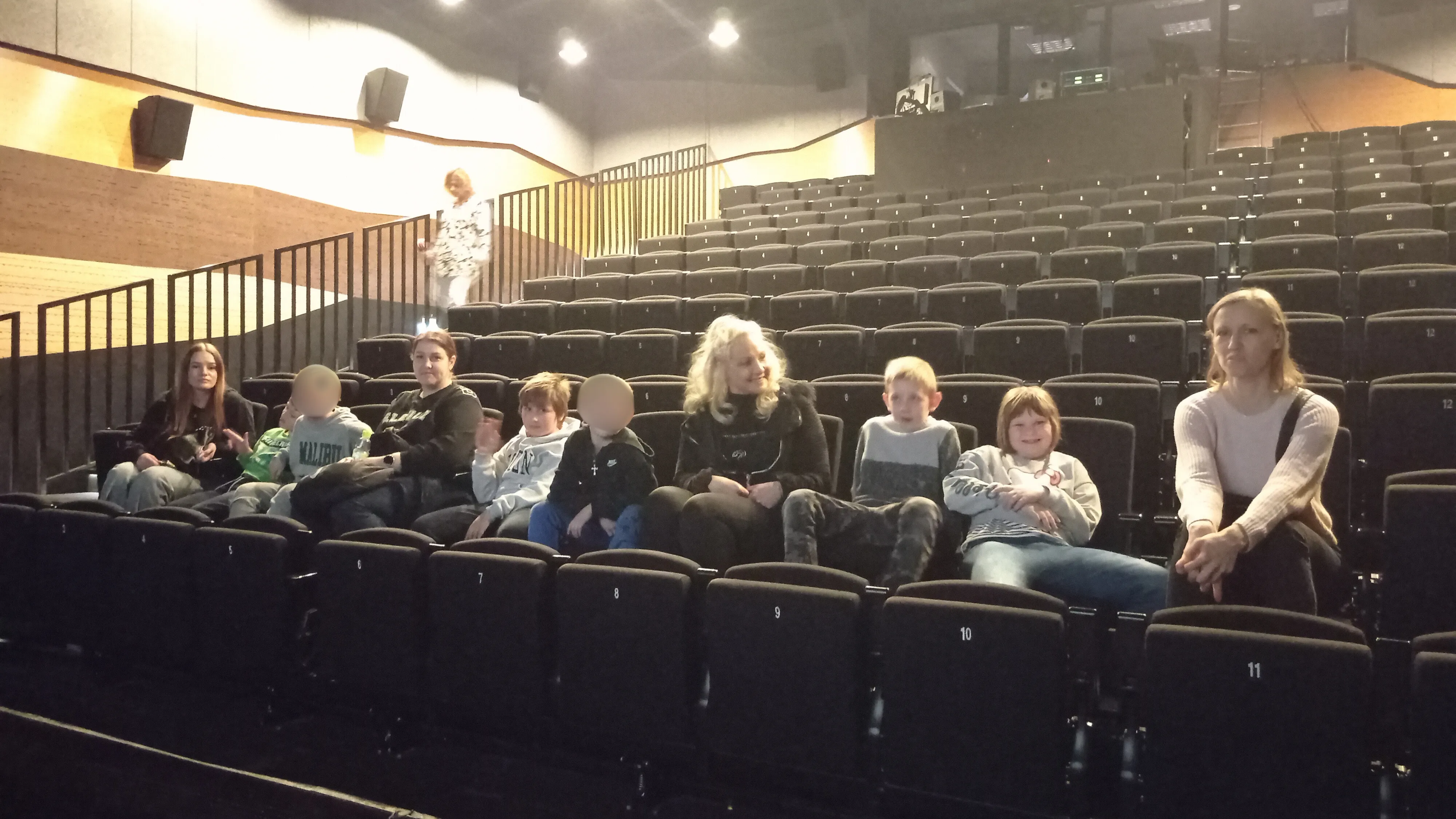 Wyjście do kina w ramach projektu edukacyjnego