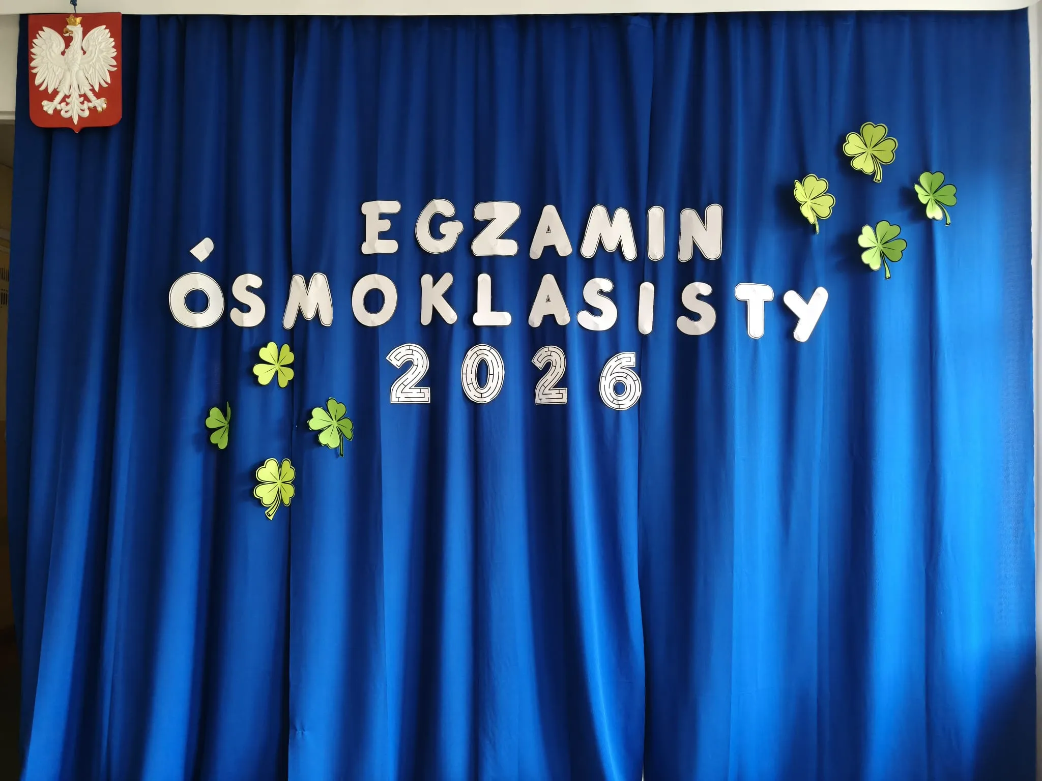 Dekoracja na egzamin klas 8